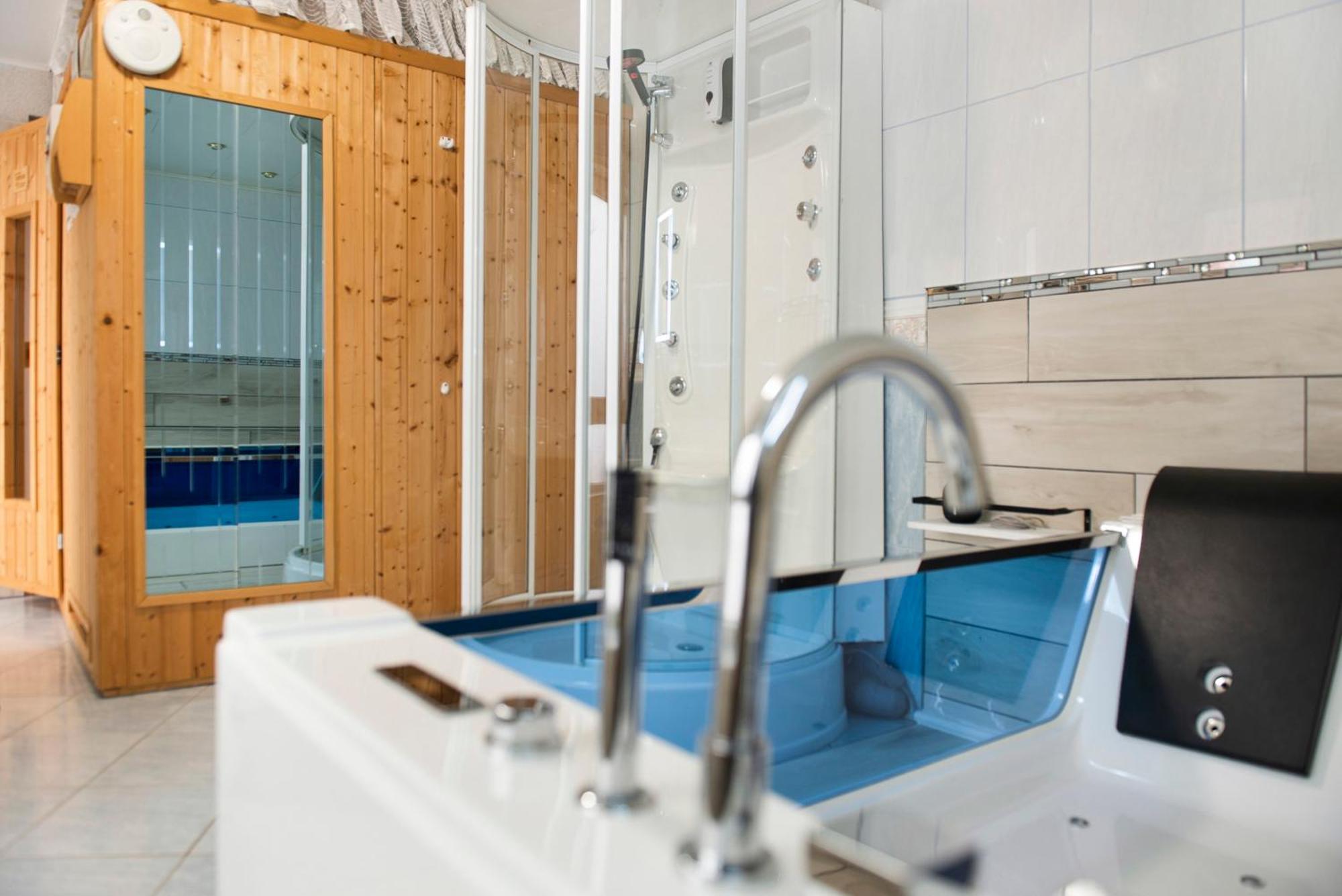 Spawo Mit Sauna Und Whirpool Pfullendorf Ngoại thất bức ảnh