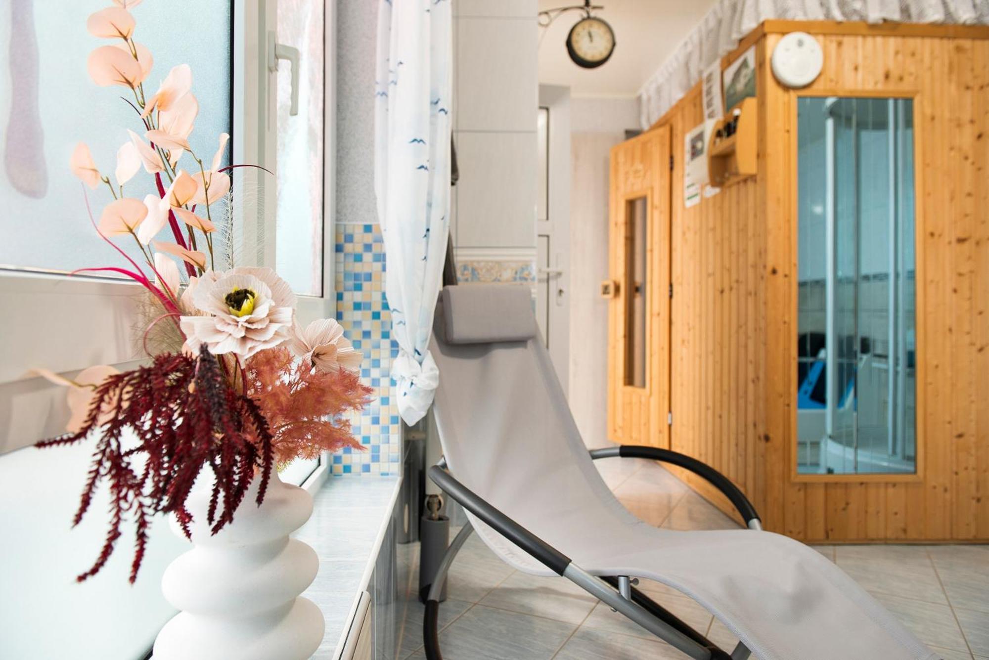 Spawo Mit Sauna Und Whirpool Pfullendorf Ngoại thất bức ảnh