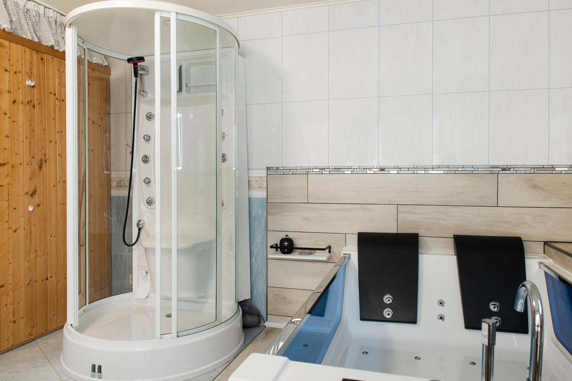 Spawo Mit Sauna Und Whirpool Pfullendorf Ngoại thất bức ảnh